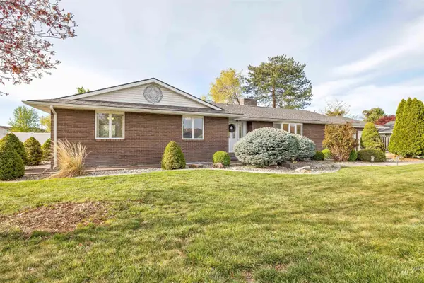 2090 Filer Ave E, Twin Falls, ID 83301