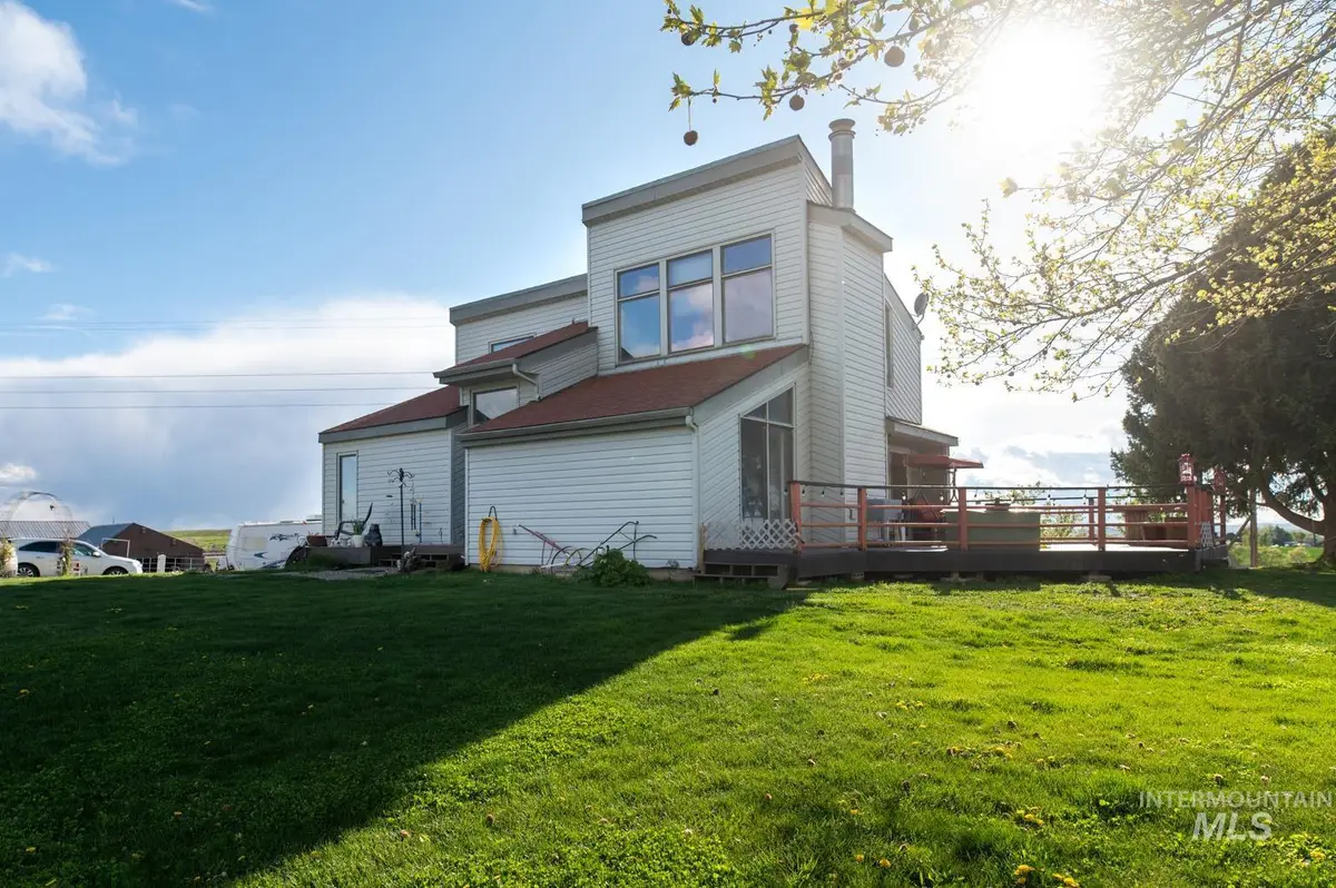 2400 Fairview Ave, Fruitland, ID 83619 - #1