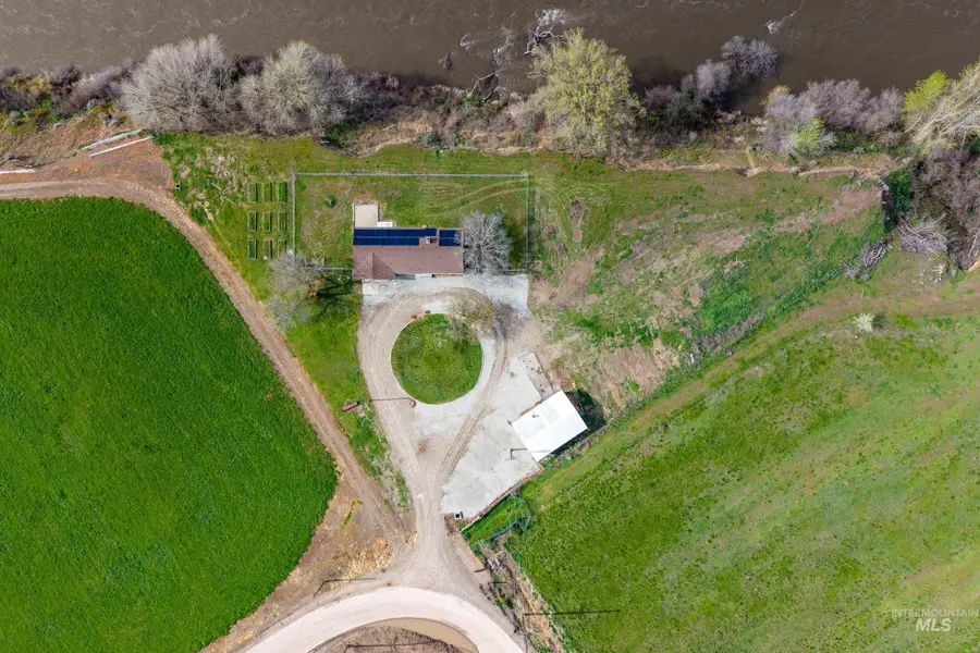 8989 Hillview Rd, Emmett Bench, ID 83687 - #2