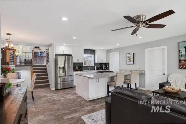 816 S Lynn, Moscow, ID 83843