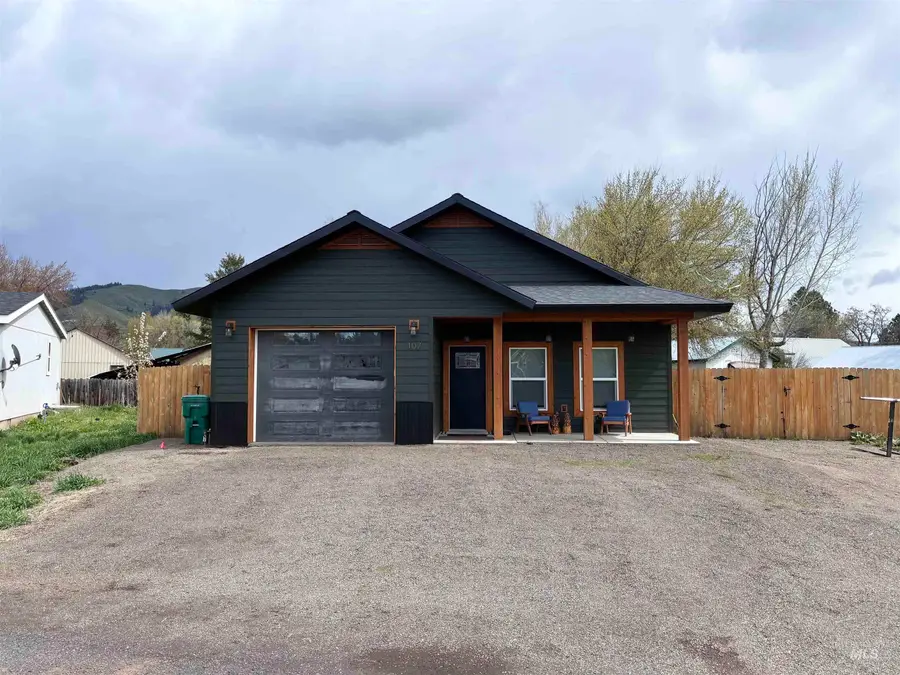 107 Winters Ave, Council, ID 83612 - #2