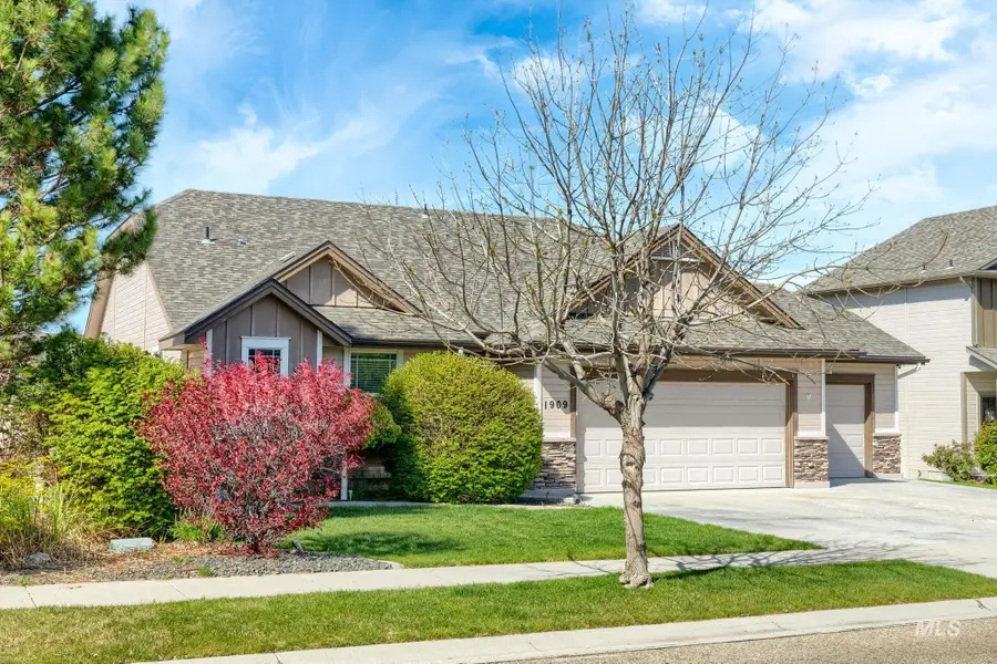 1909 S Sandcrest Way, Nampa, ID 83686 - #3