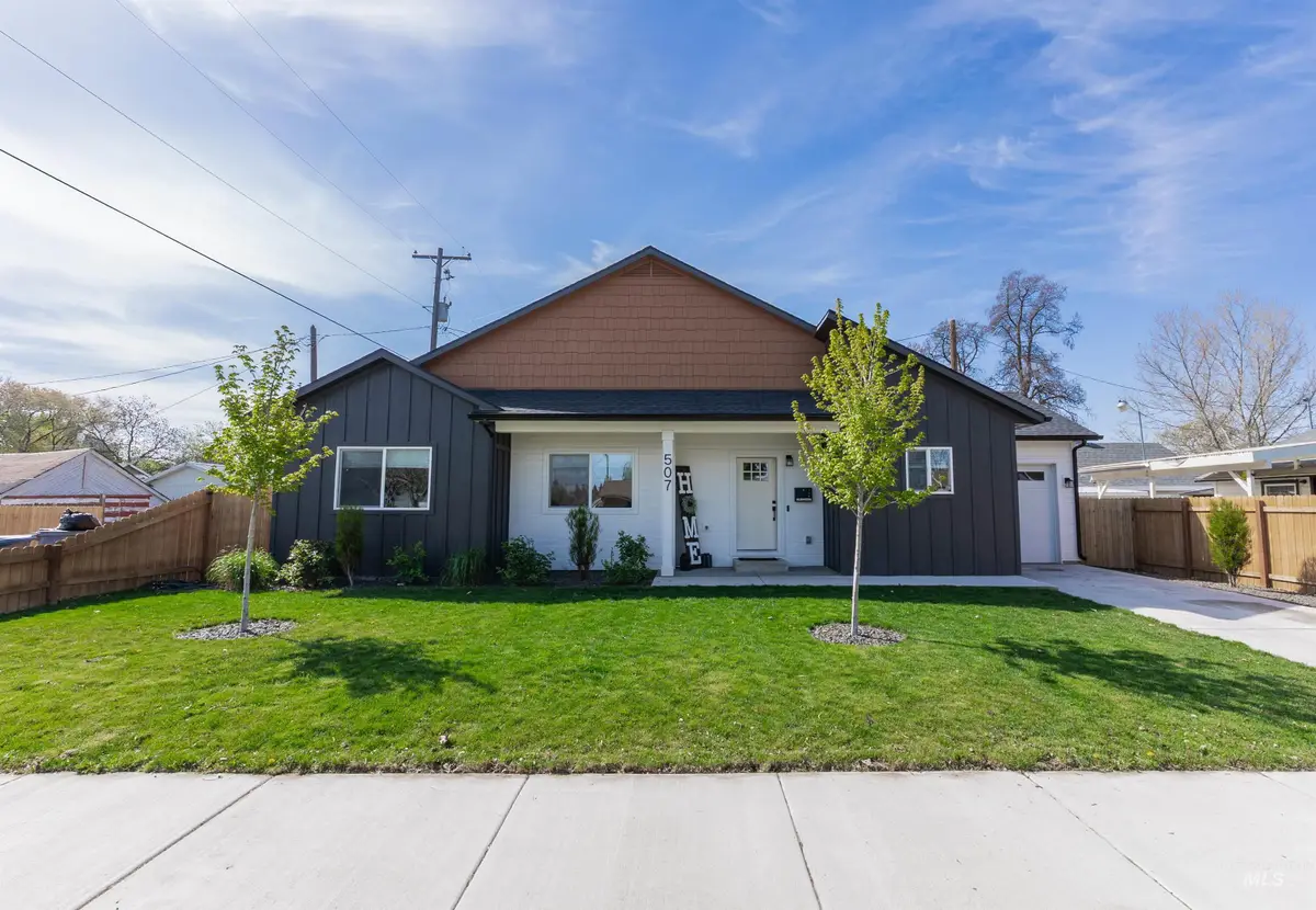 507 E Washington Ave, Nampa, ID 83686 - #1