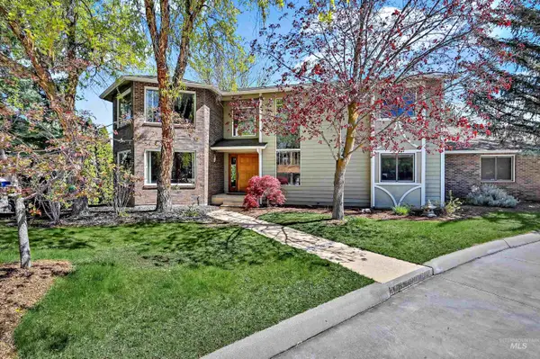 1282 E Braemere Road, Boise, ID 83702