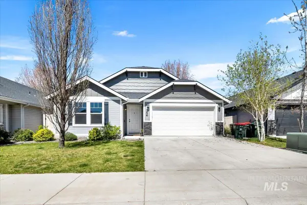 246 W Waukesha St, Meridian, ID 83646