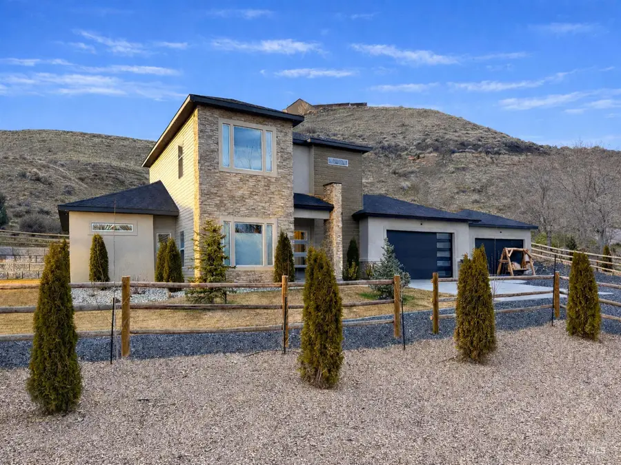 4507 Hidden Canyon Lane, Buhl, ID 83316 - #2