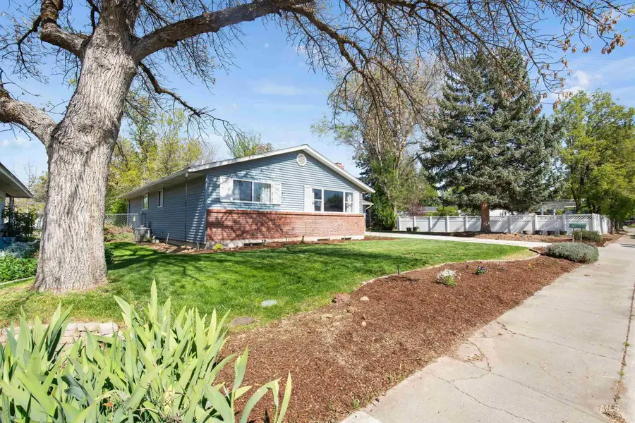 9522 W. Birmingham Dr., Boise, ID 83704 - #3