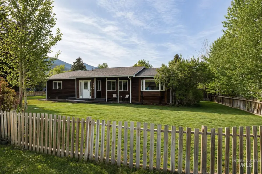 2850 Glenbrook Dr., Hailey, ID 83333 - #2