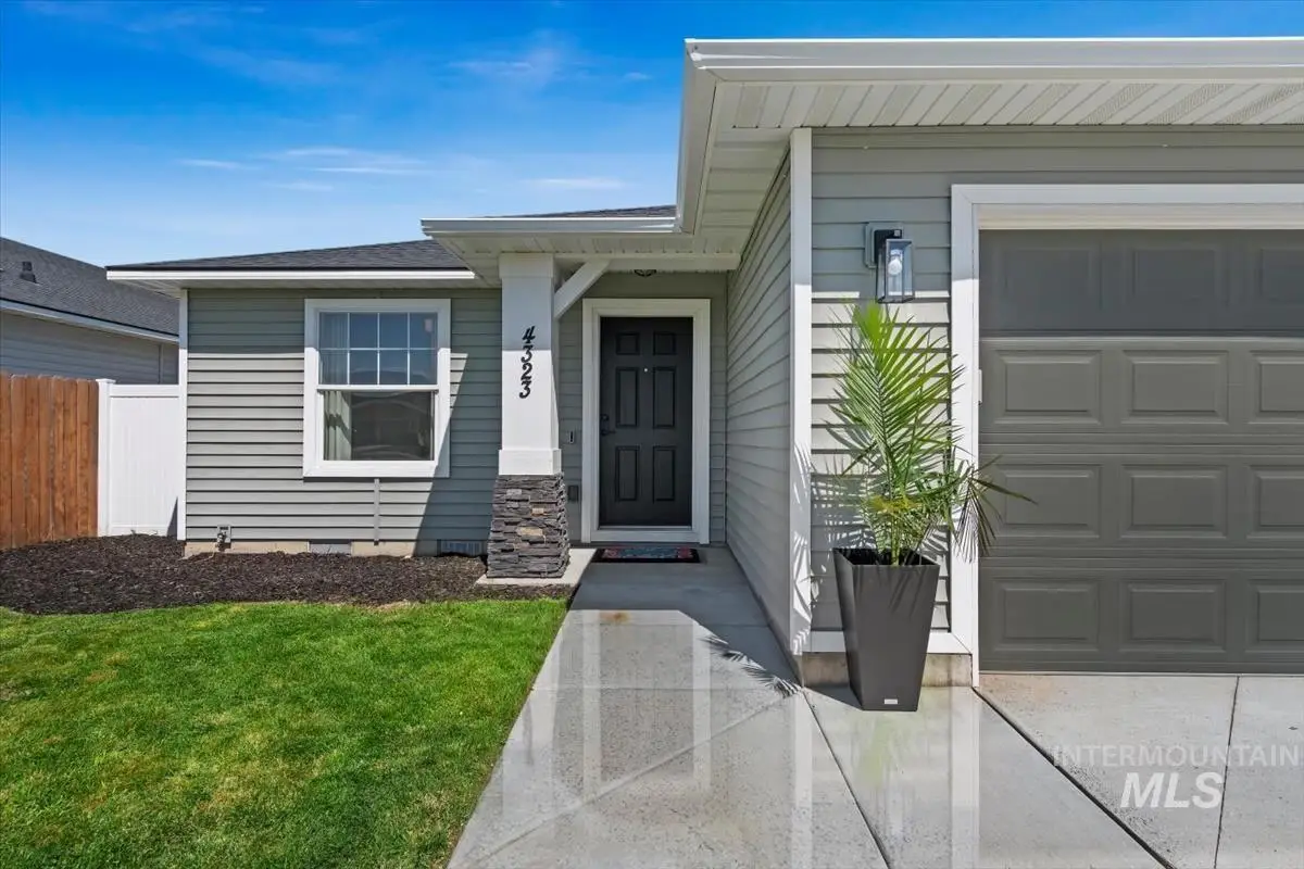4323 Bainbridge St, Caldwell, ID 83607 - #1