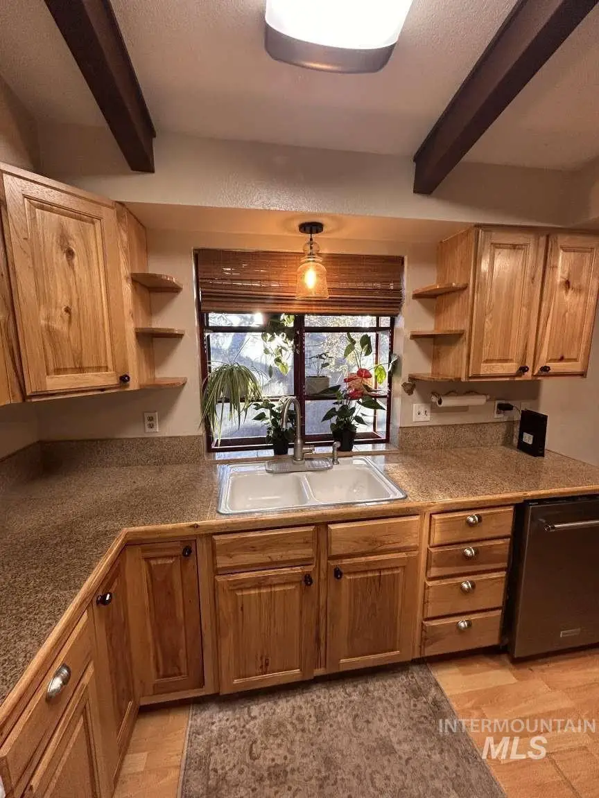 5541 N Samson Ave, Boise, ID 83704 - #2