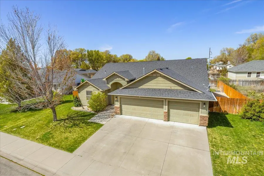 1061 SW Independence, Mountain Home, ID 83647 - #3
