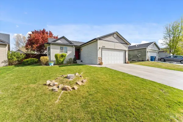 2600 E Carmel Ct, Nampa, ID 83687