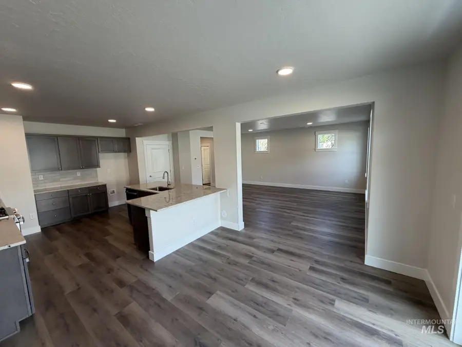 3067 N Lake Moreno Pl. #Talent, Kuna, ID 83634 - #3