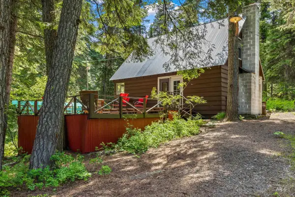 995 Cedar Crest Dr, McCall, ID 83638