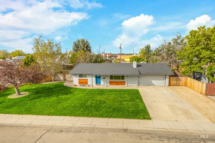 6809 W Brentwood Dr, Boise, ID 83709 - #3