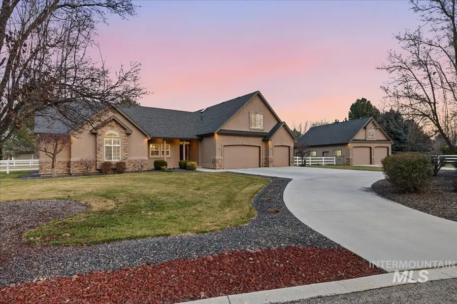 570 N Cove Colony Way, Eagle, ID 83616 - #2