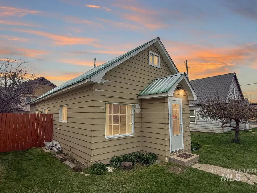 110 W Market Street, Cascade, ID 83611 - #2