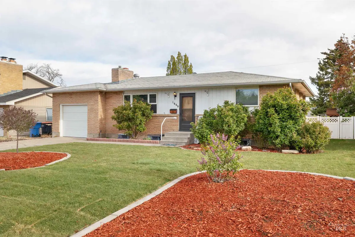 1969 9th Ave E, Twin Falls, ID 83301 - #1