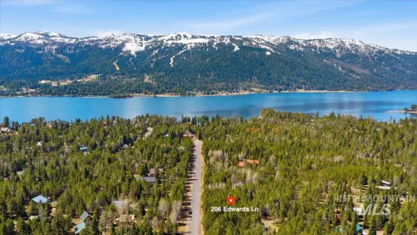 206 Edwards Ln, Donnelly, ID 83615