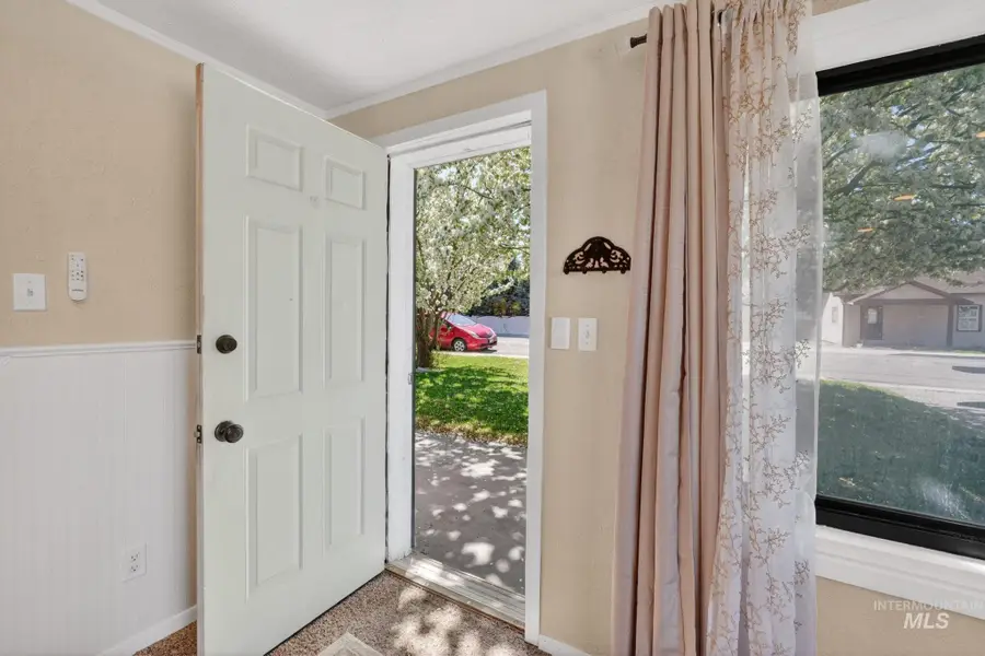 640 E Cedar Street, Pocatello, ID 83201 - #3