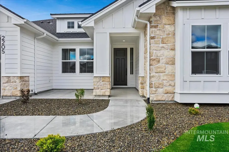 2205 E Padstow St, Kuna, ID 83634 - #2
