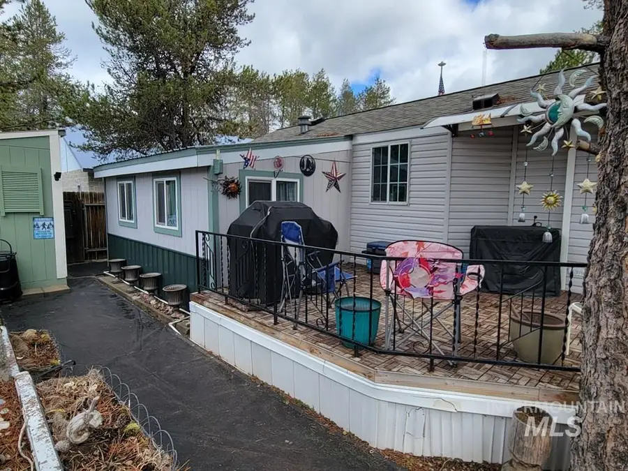 12 D Street, Cascade, ID 83611 - #3
