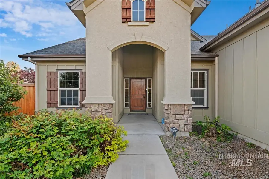 715 E Joshua Tree Dr, Meridian, ID 83646 - #2