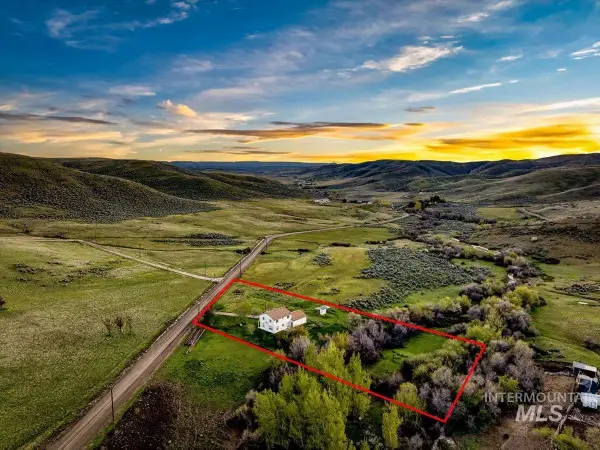 6970 Pearl Rd, Eagle, ID 83616