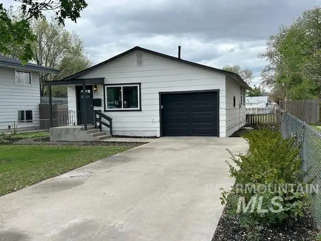 111 Diamond, Nampa, ID 83686 - #1