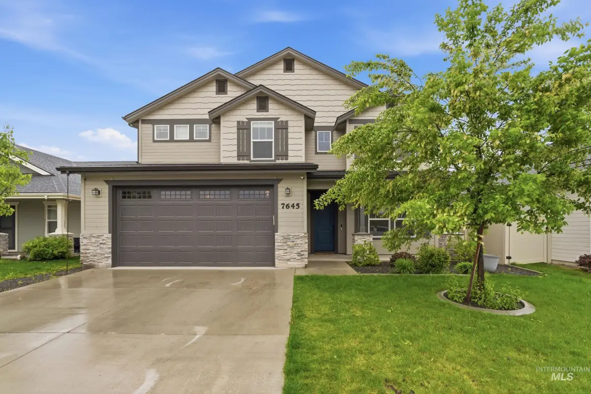 7645 E Iroquois, Nampa, ID 83687 - #1