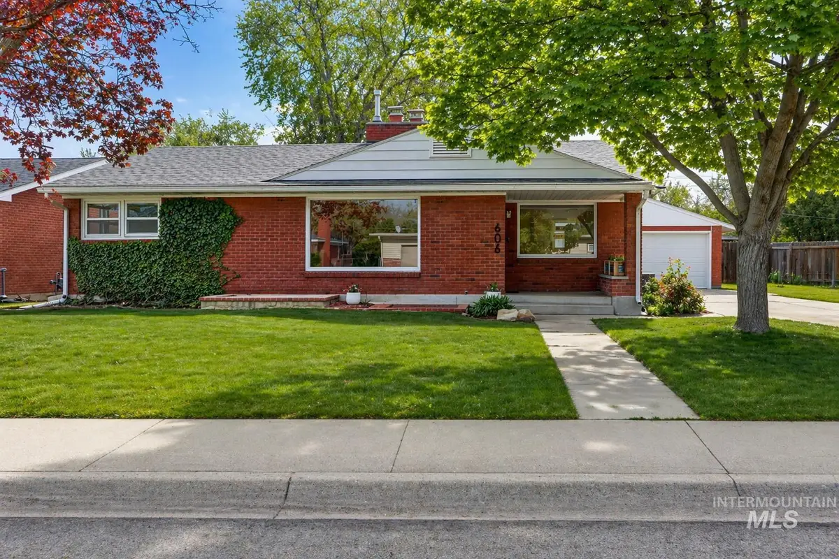 606 S Michael Street, Boise, ID 83705 - #1