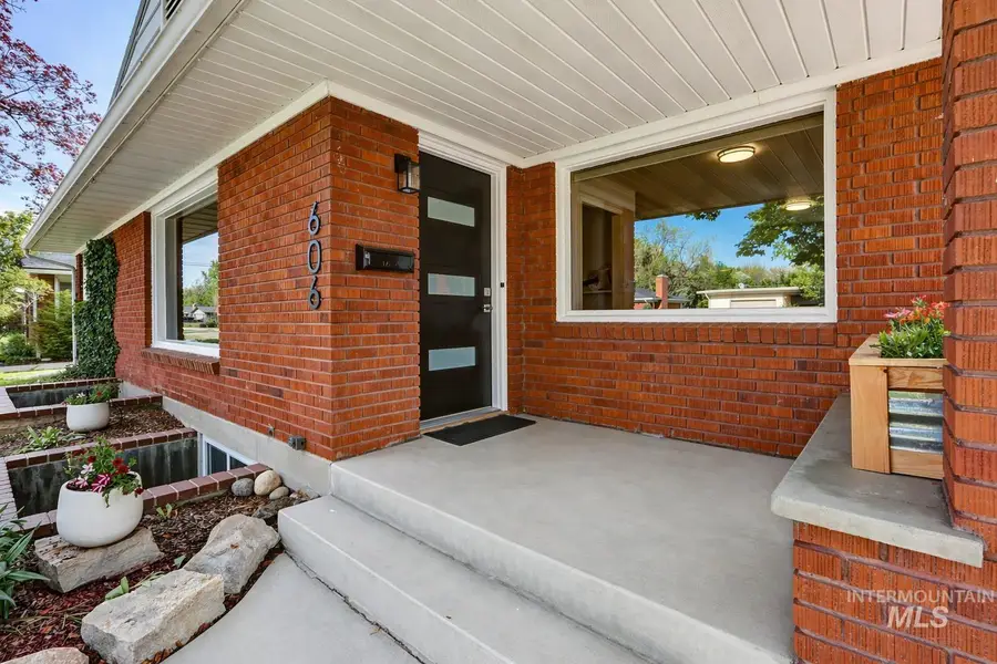 606 S Michael Street, Boise, ID 83705 - #3