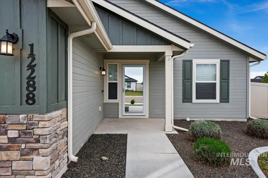 12288 Varga St, Caldwell, ID 83651 - #2