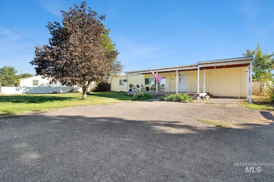 711 W Polk St, Kimberly, ID 83301 - #3