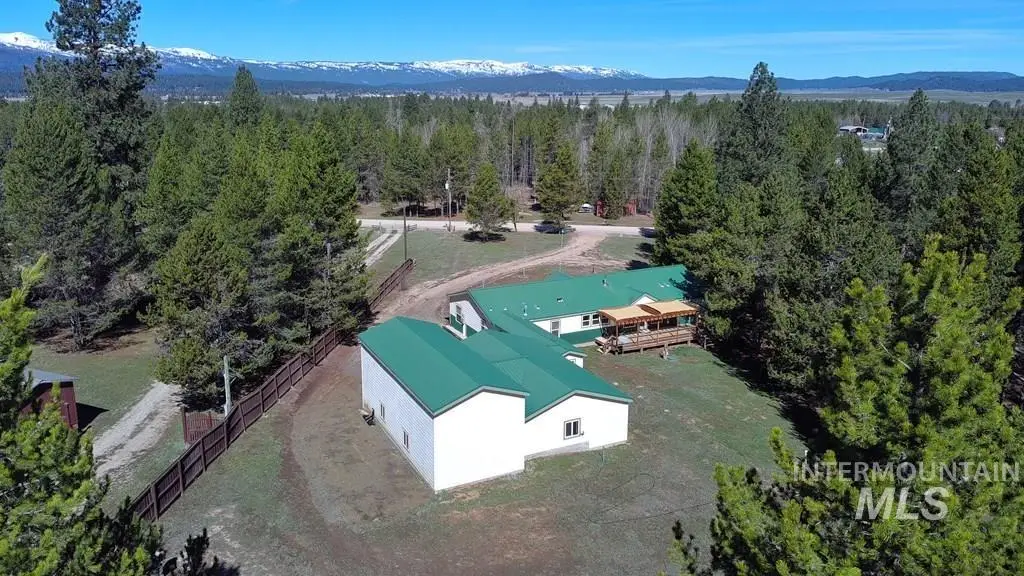 85 W Prospectors Drive, Cascade, ID 83611 - #1