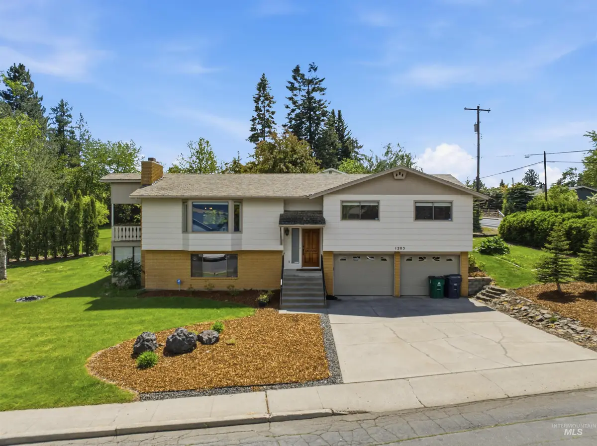 1205 Ponderosa Drive, Moscow, ID 83843 - #1