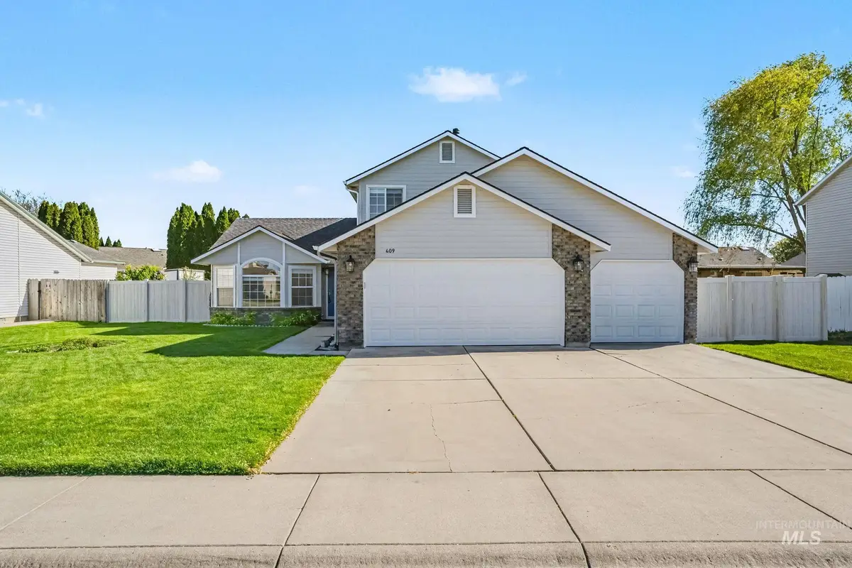 409 S Valley Dr, Nampa, ID 83686 - #1