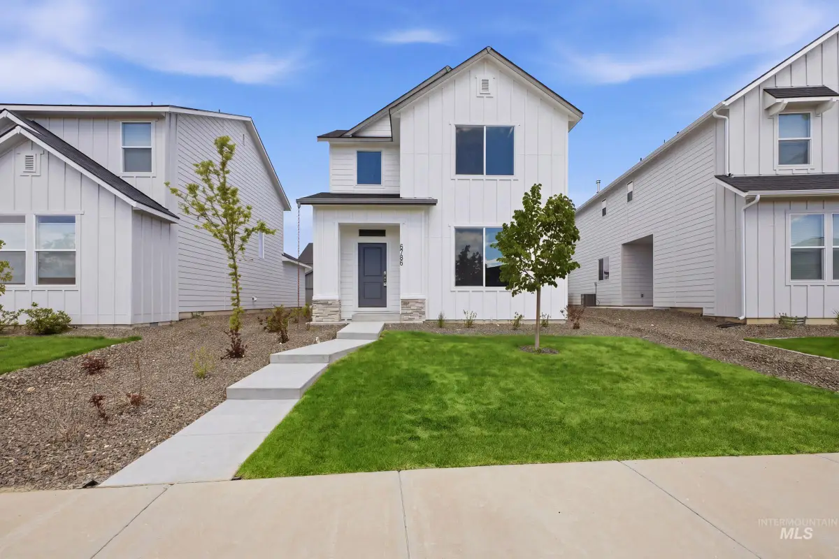 6786 W Redwood Creek Dr, Meridian, ID 83646 - #1