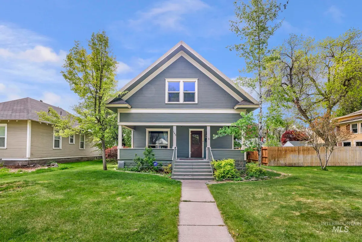 145 9th Ave N, Twin Falls, ID 83301 - #1