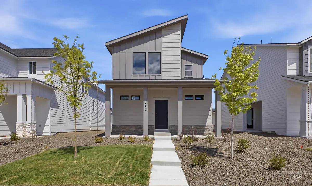 6742 W Redwood Creek Dr, Meridian, ID 83646 - #1