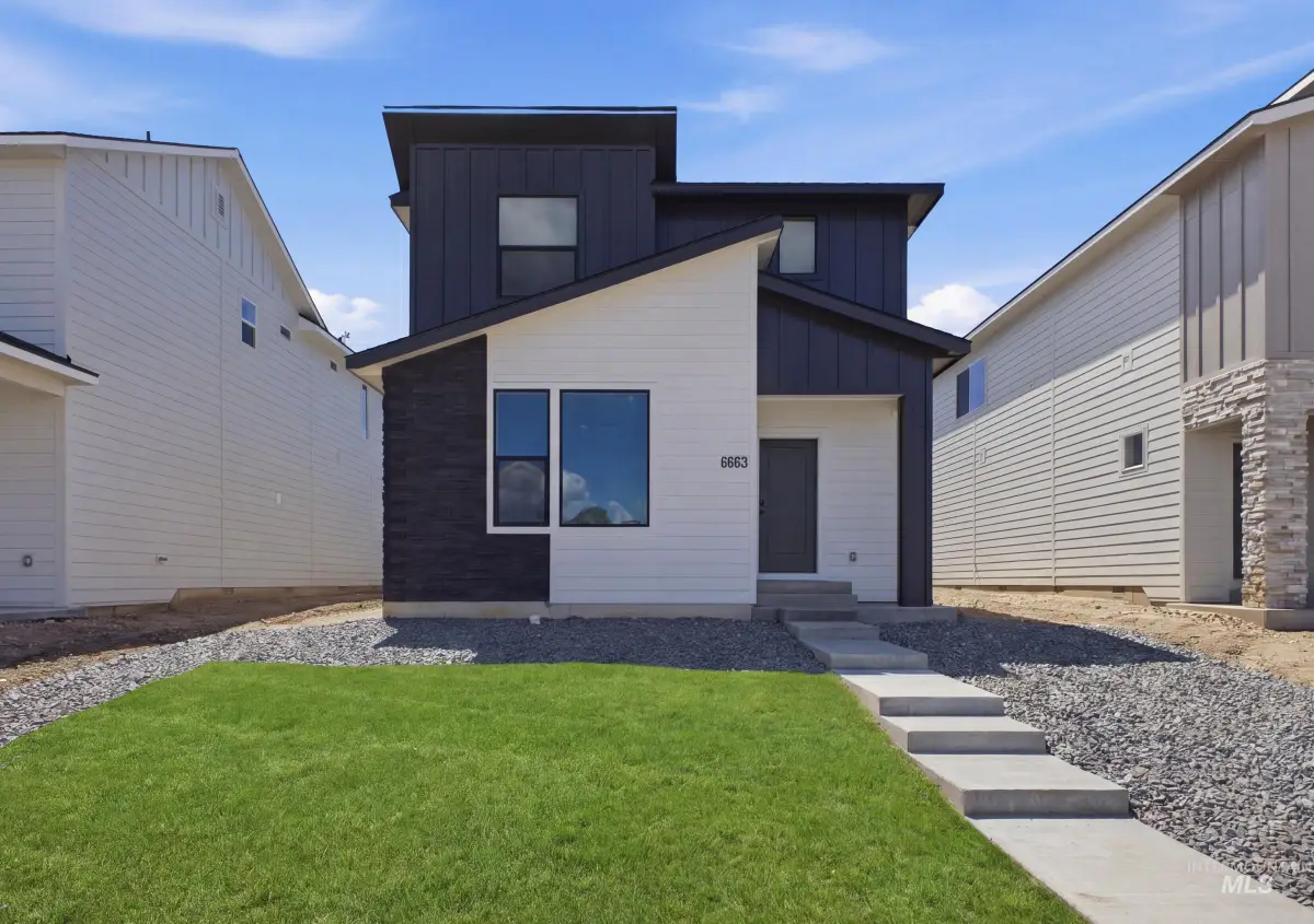 6663 W Fairy Falls Dr, Meridian, ID 83646 - #1