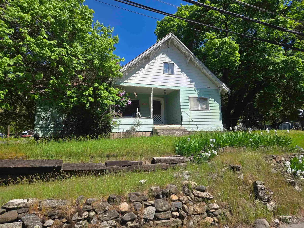 1202 Michigan Ave, Orofino, ID 83544 - #1