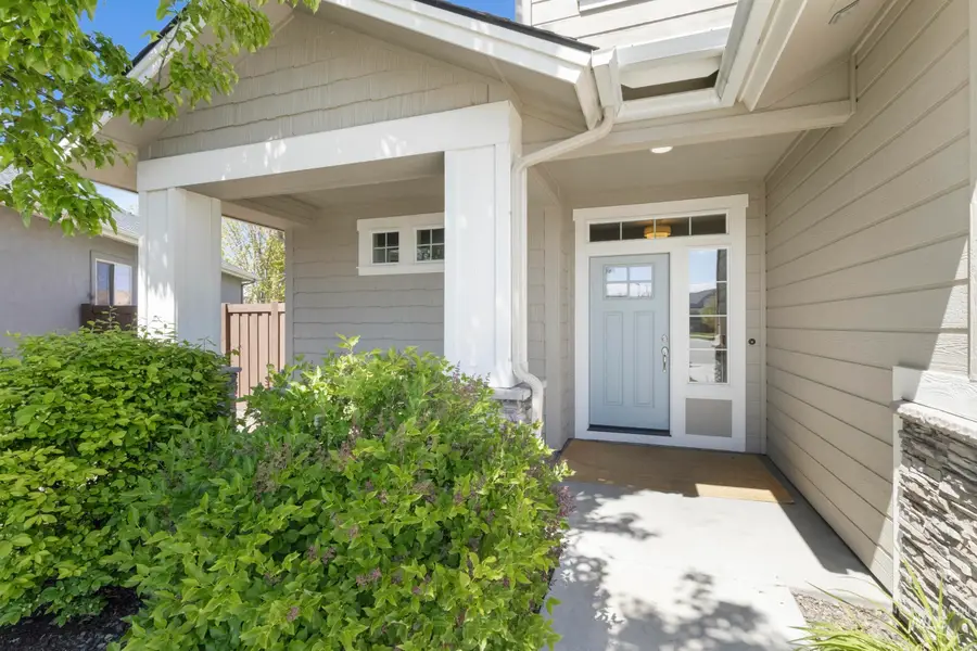 1286 W Laughton Dr, Meridian, ID 83646 - #2