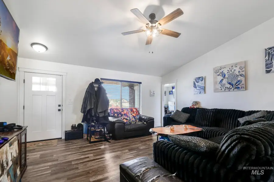 498 Jesse Ave, Twin Falls, ID 83301 - #2