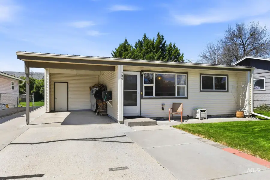 720 S 12th E, Mountain Home, ID 83647 - #2