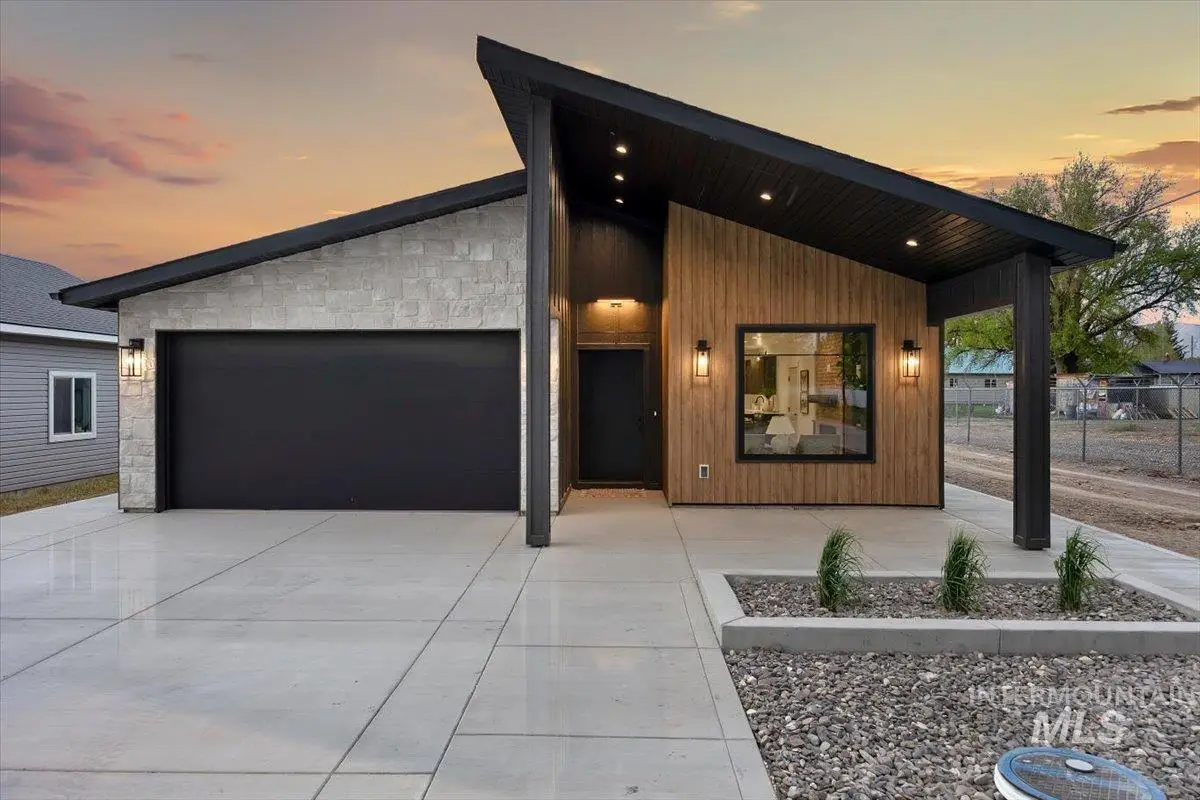 107 3rd St, Declo, ID 83323 - #1
