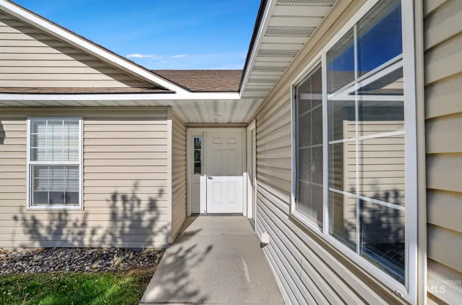 439 Meadowview Ln, Twin Falls, ID 83301 - #3