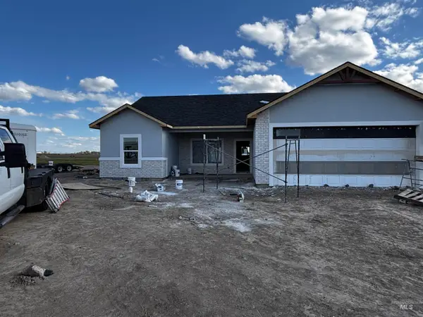 1329 18th Ave E, Jerome, ID 83338