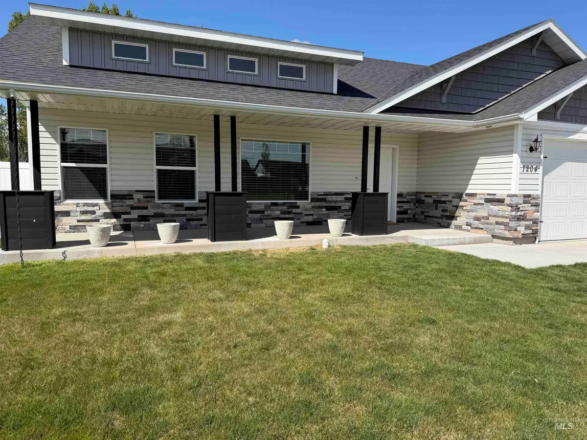 1204 5th Ave E, Jerome, ID 83338 - #1