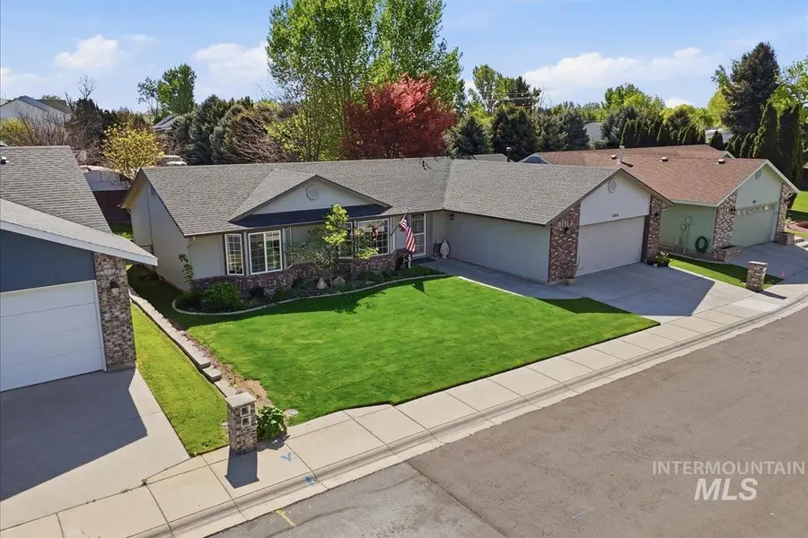 606 N Sterling St, Nampa, ID 83651 - #2